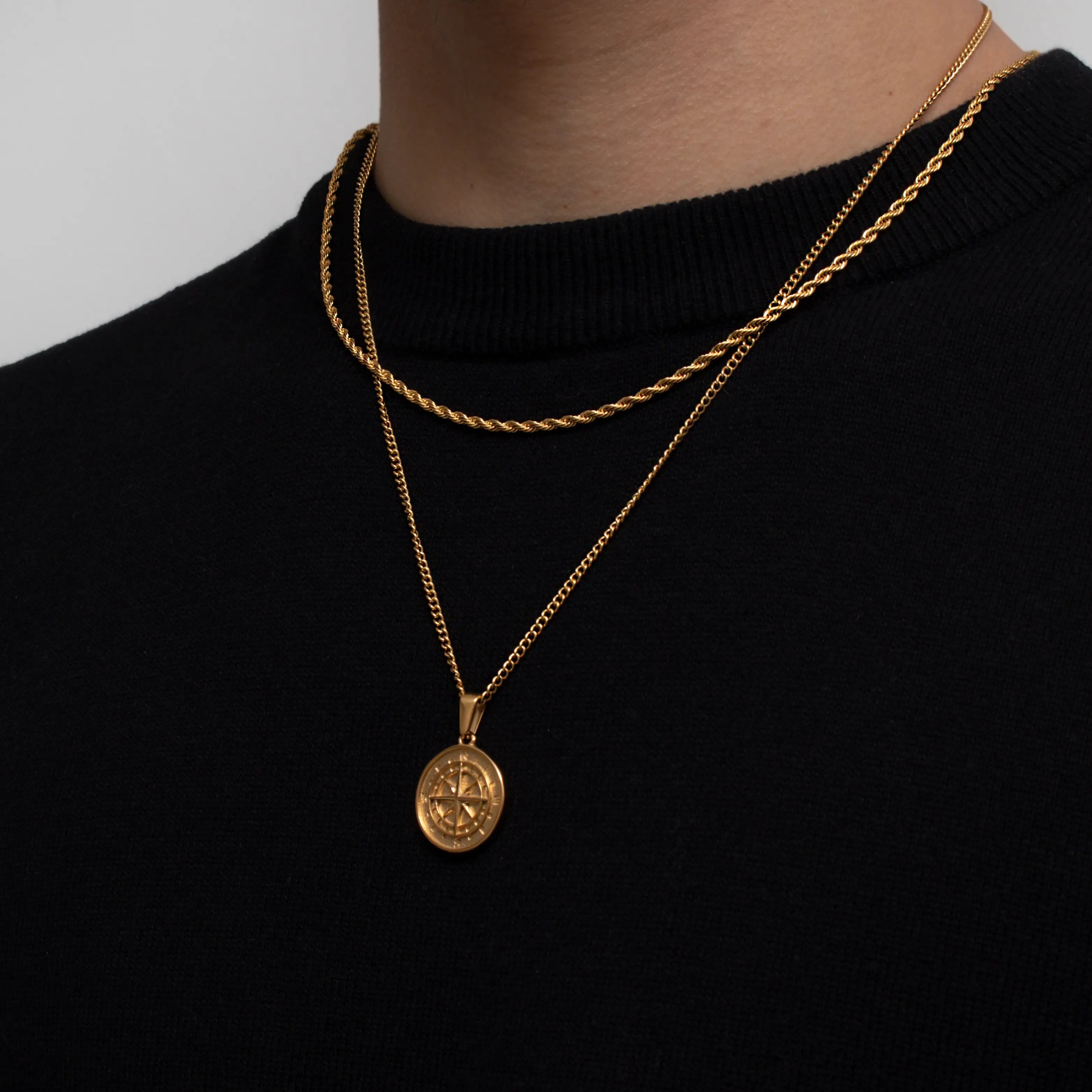 18K Gold Plated Compass Men's Pendant of Stainless Steel Manntara