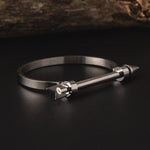 Silver Casual Arrow Unisex Bracelet of Stainless Steel Manntara