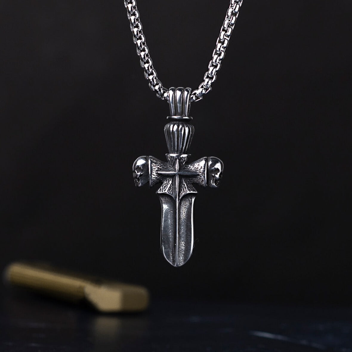 Silver Skull Cross Gothic Necklace of Stainless Steel for Men Manntara