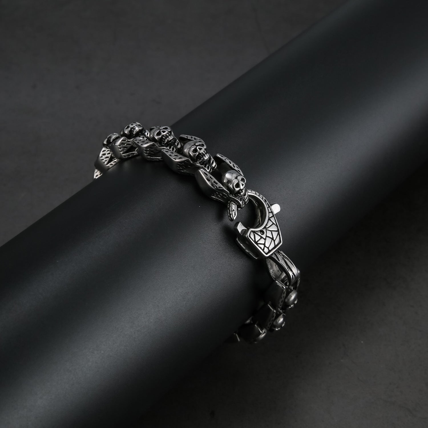 Silver Stainless Steel Skull Chain Gothic Biker Bracelet for Men Manntara
