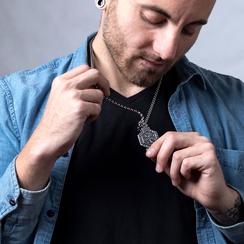 Men's Stainless Steel Viking Locket Necklace With Runes Manntara