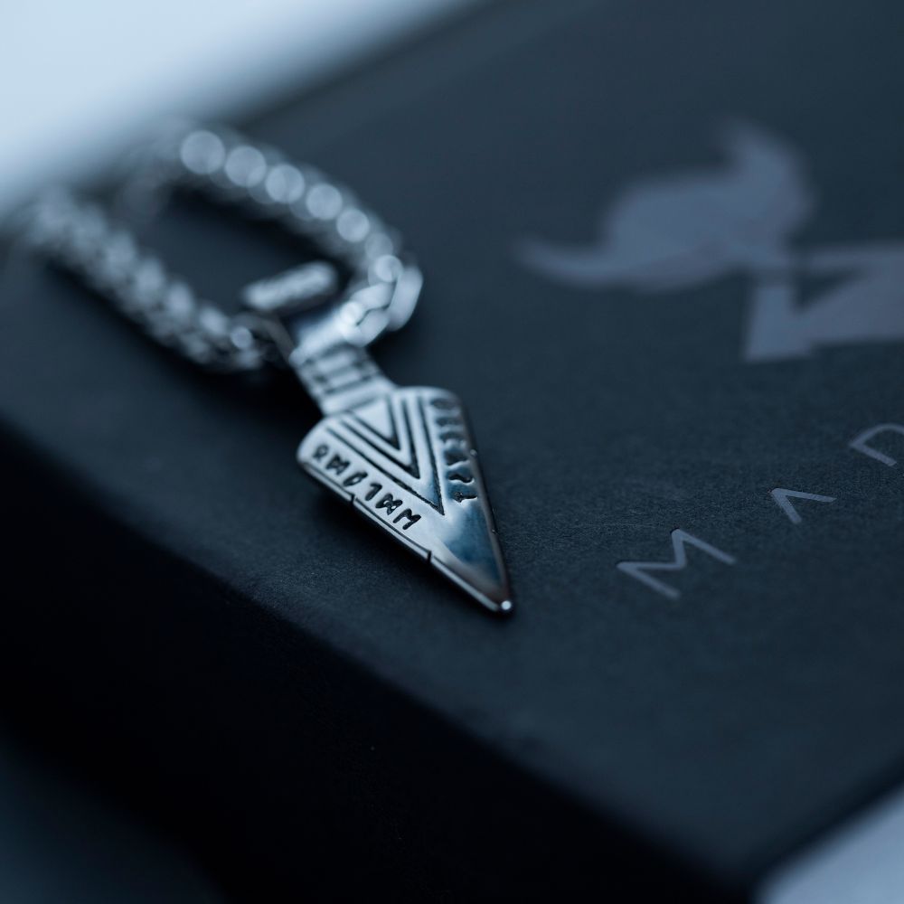 Premium Stainless Steel Arrow Viking Necklace For Men Manntara