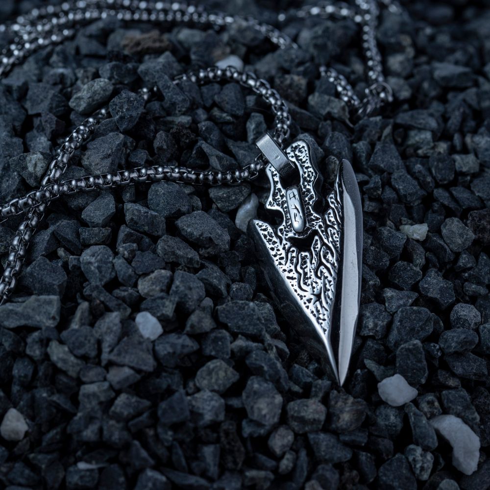 Premium Stainless Steel Silver Arrow Necklace For Men Manntara
