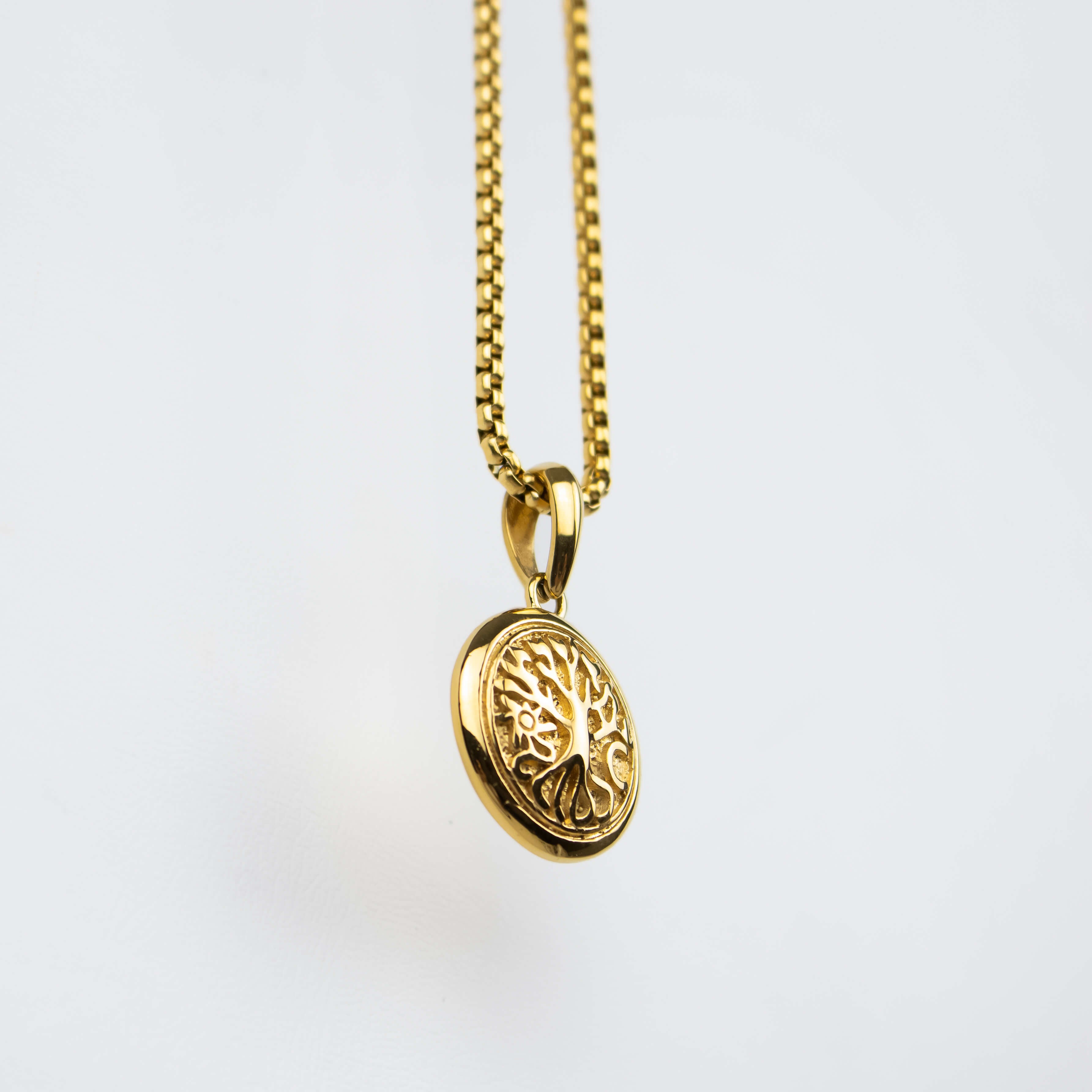 18K Golden Plated Norse Tree of Life Yggdrasil Stainless Steel Necklace Manntara