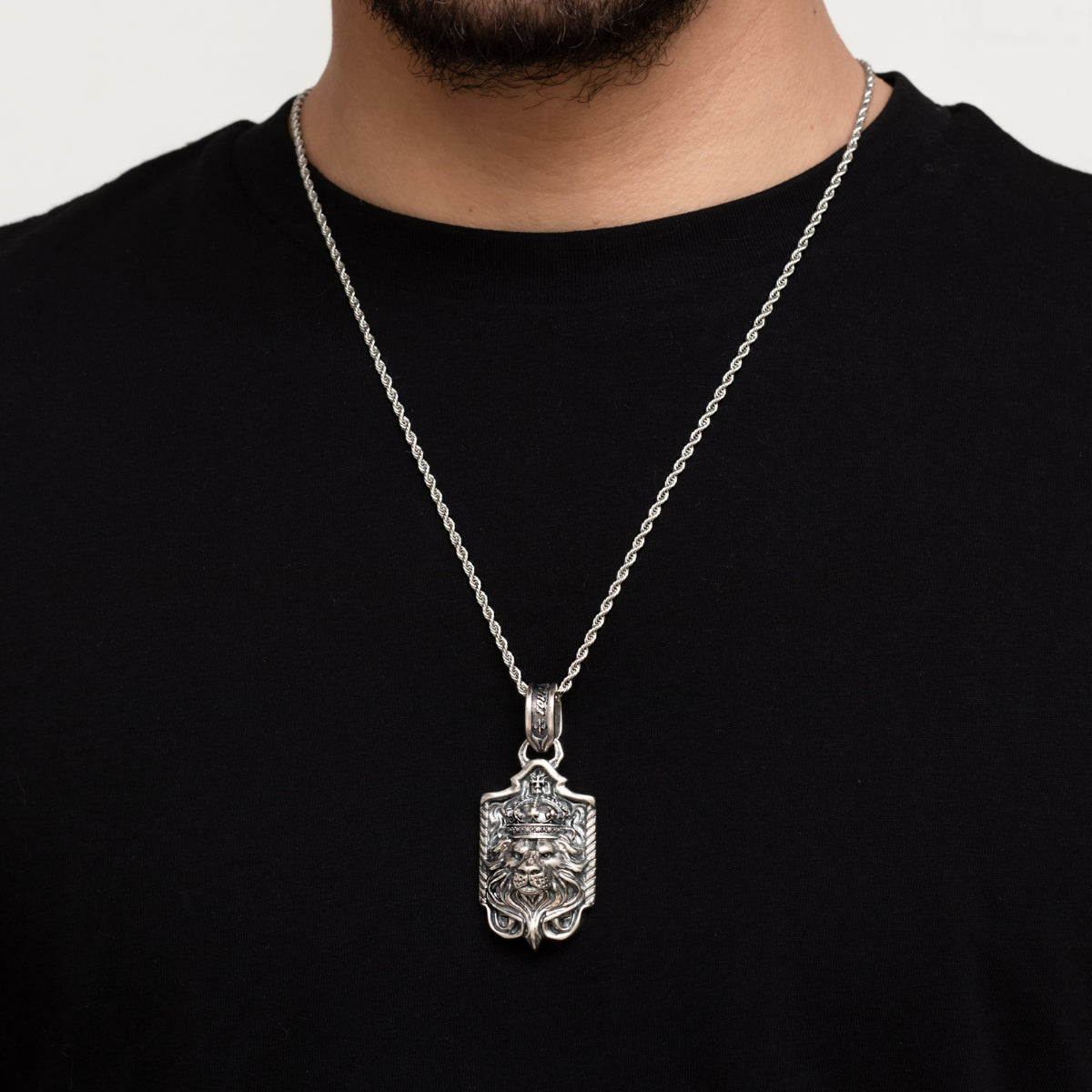 925 Sterling Silver Lion King Head with Crown Necklace Manntara