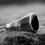 Black Onyx Minimal Hexagonal Silver Men's Ring of Stainless Steel Manntara