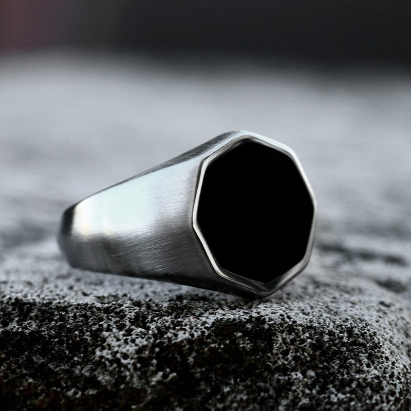 Black Onyx Minimal Hexagonal Silver Men's Ring of Stainless Steel Manntara