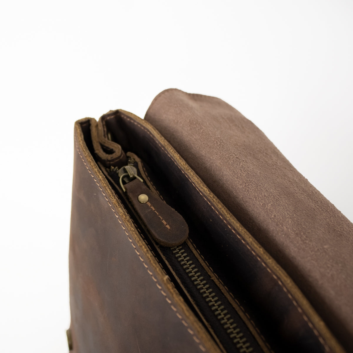 Dark Brown Full-Grain Leather Travel 15-inches Laptop Backpack for Men Manntara