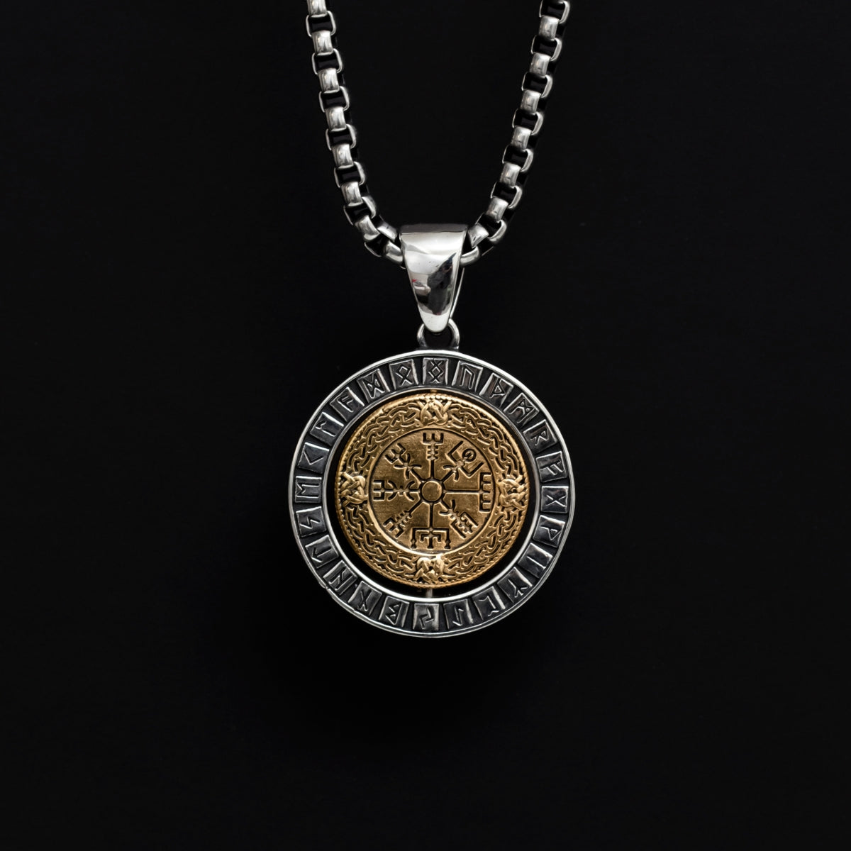 Golden Vegvísir Viking Compass Men's Necklace of Stainless Steel Manntara