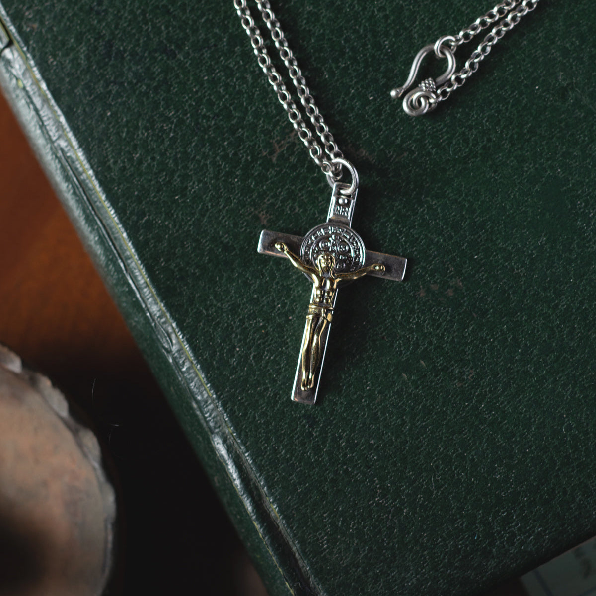 S925 Silver Golden Crucifix Men's Necklace Manntara