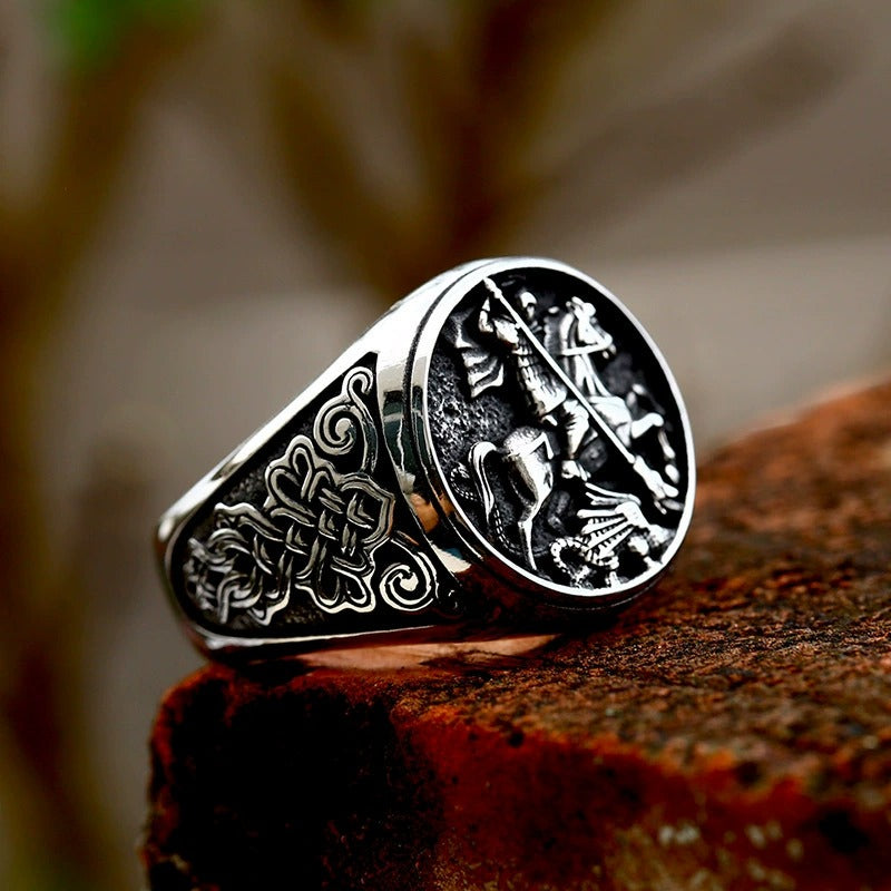 Silver Mounted Knight Men's Ring of Stainless Steel Manntara