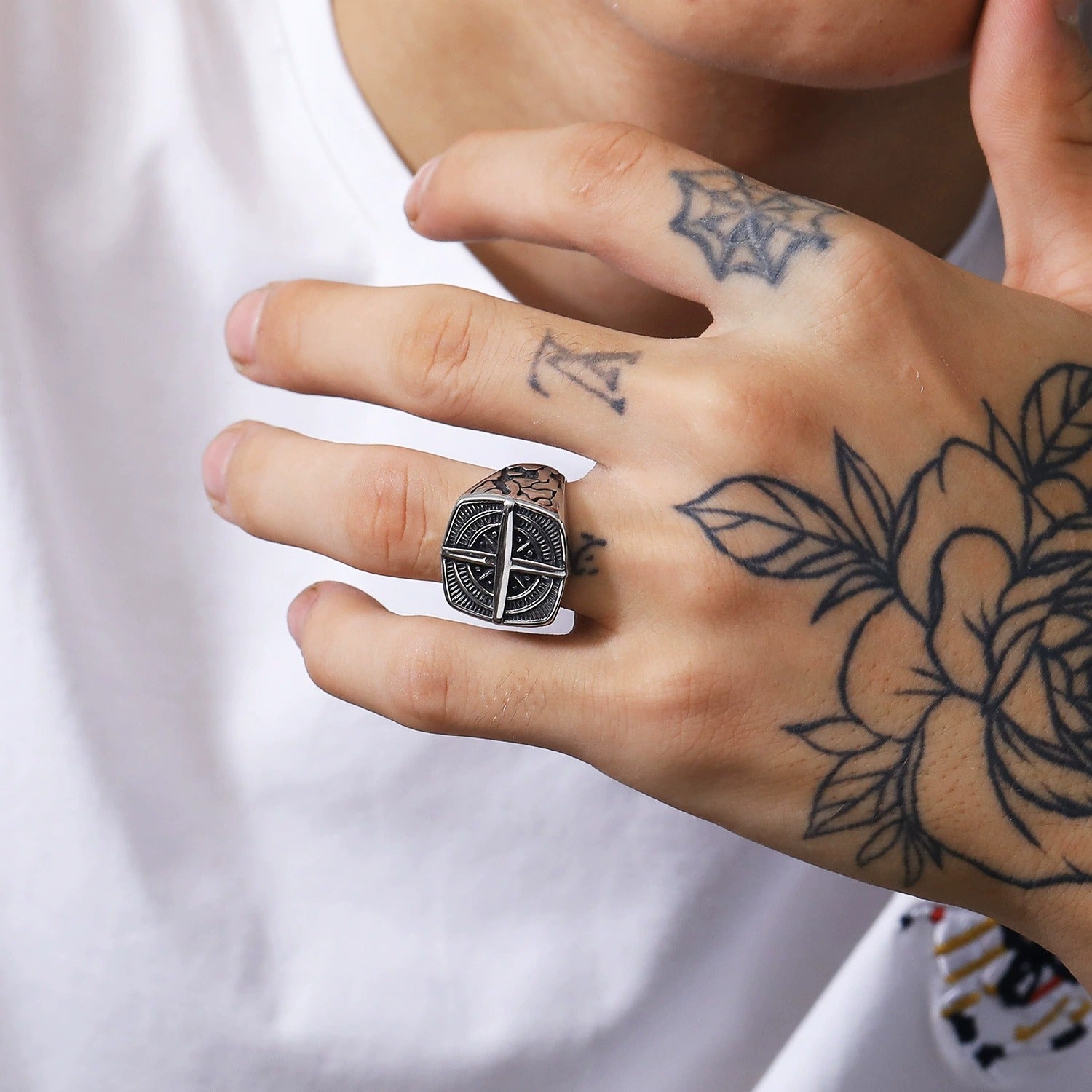 Silver Stainless Steel Sailor Compass Fashion Ring For Men Manntara