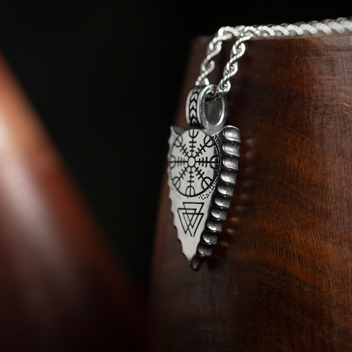 Silver Stainless Steel Viking Runes Arrow Necklace For Men Manntara