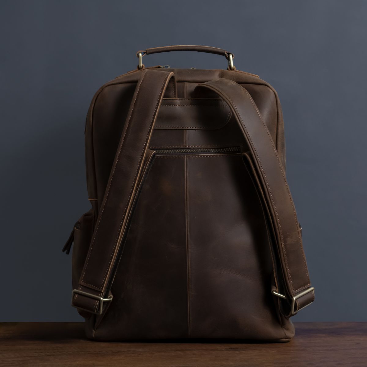Unisex Brown Leather Classic Backpack For Travel Manntara